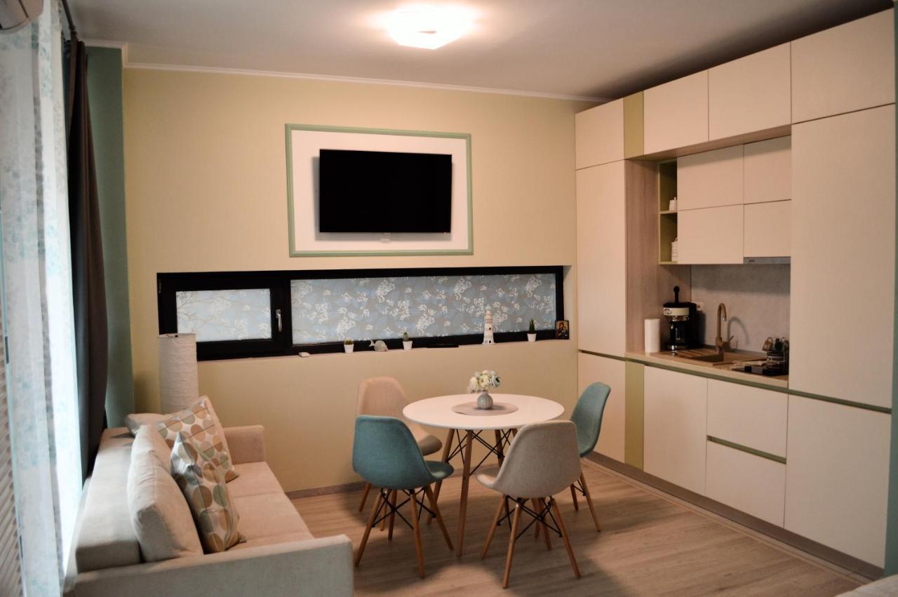 Cc Belle Studio Lägenhet Năvodari Exteriör bild